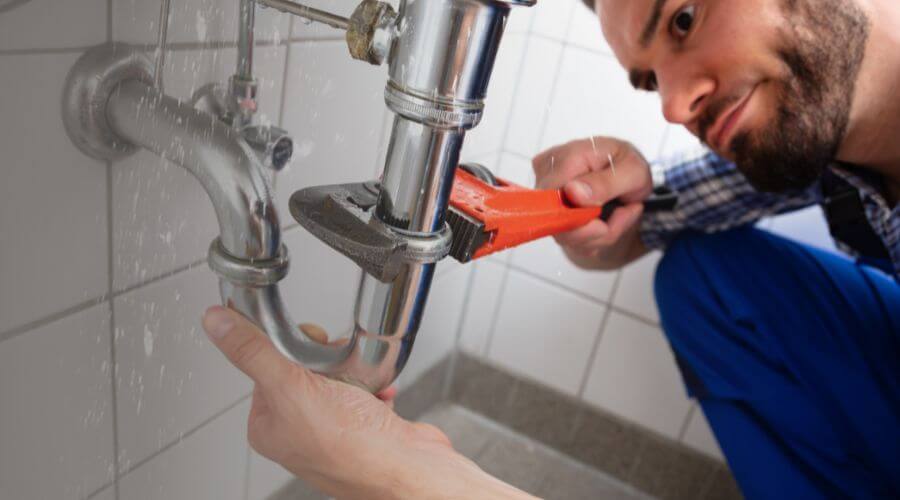 Professional expert plumbing services in McMillan, MI